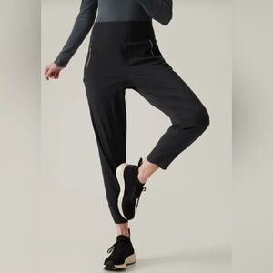Athleta Black Trekkie jogger